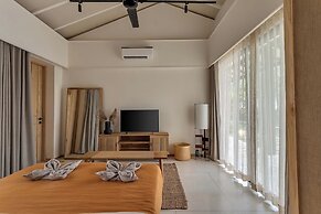 Over Water Villas - Rumah Hutan