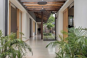 Over Water Villas - Rumah Hutan