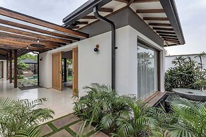 Over Water Villas - Rumah Hutan