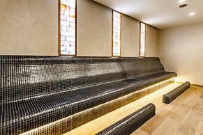 Natura All Seasons Boutique Hotel