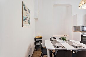 Central & Cozy Apartment
