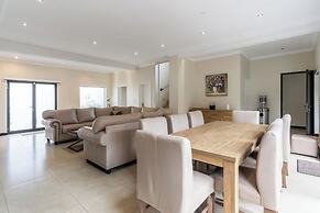 Grace of Blaauwberg Two