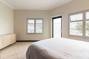 Grace of Blaauwberg Two