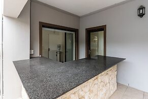 Grace of Blaauwberg Two