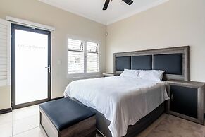 Grace of Blaauwberg Two