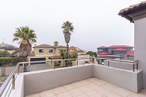 Grace of Blaauwberg Two