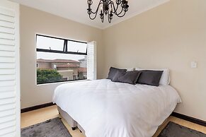 Grace of Blaauwberg Two