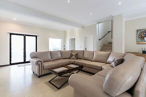 Grace of Blaauwberg Two