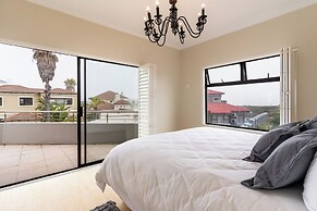 Grace of Blaauwberg Two