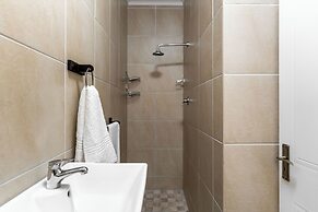 Grace of Blaauwberg Two