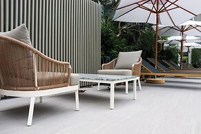 Lakeside Residences by NLA