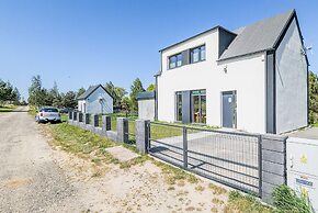 Dom Złota With Parking by Renters