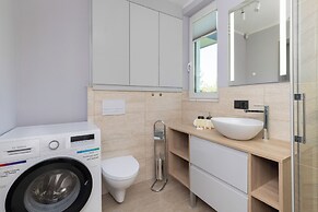 Dom Złota With Parking by Renters