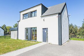 Dom Złota With Parking by Renters