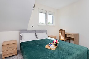 Dom Złota With Parking by Renters