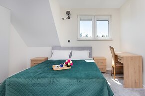 Dom Złota With Parking by Renters