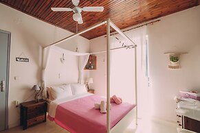 Captain's Spacious House Near The Beach