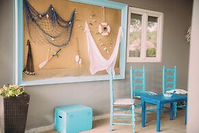 Captain's Spacious House Near The Beach