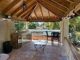 Serenity Oasis Apartment