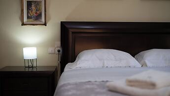 My Home - Meteora Central Apt - 2 BD