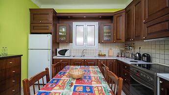 My Home - Meteora Central Apt - 2 BD