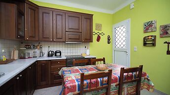 My Home - Meteora Central Apt - 2 BD