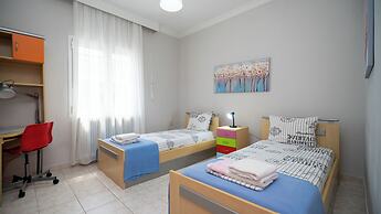 My Home - Meteora Central Apt - 2 BD