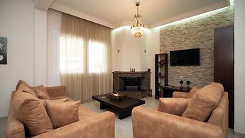 My Home - Meteora Central Apt - 2 BD