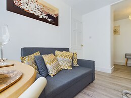 Charming Studio With Free Parking in Chelmsford