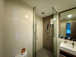 Treetops Condominium by PSR