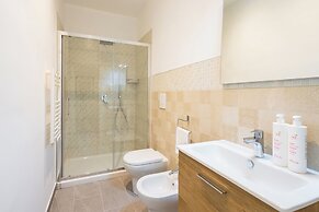 Via Firenze Central Station Housing