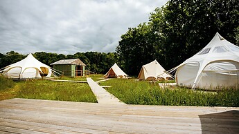 Luxury Glamping Retreat in Battle