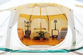 Luxury Glamping Retreat in Battle