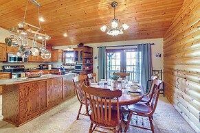 'just a Cast Away' Cassville Cabin w/ Covered Deck