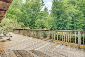 Cedar Mountain Cabin, 2 Mi to Dupont State Forest!