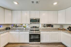 Modern Anderson Home w/ Fire Pit & Grill