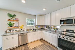 Modern Anderson Home w/ Fire Pit & Grill