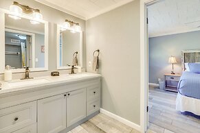 Howe Retreat w/ Fire Pit + Private Boat Dock!