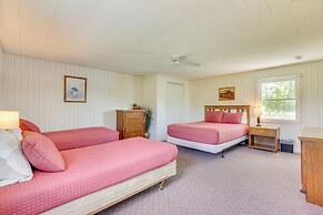 Howe Retreat w/ Fire Pit + Private Boat Dock!