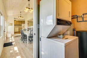 Howe Retreat w/ Fire Pit + Private Boat Dock!