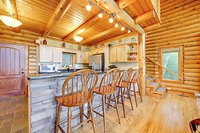 Sunset & Mountain Views: Scenic Sylva Log Cabin!