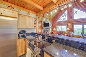 Sunset & Mountain Views: Scenic Sylva Log Cabin!