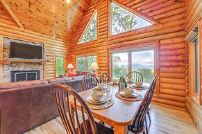 Sunset & Mountain Views: Scenic Sylva Log Cabin!