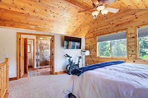 Alton Cabin w/ Wraparound Deck, Forest Views