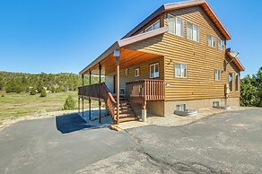 Alton Cabin w/ Wraparound Deck, Forest Views
