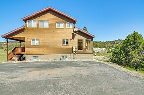 Alton Cabin w/ Wraparound Deck, Forest Views