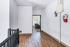 Charming Klamath Falls Apt: Walk to Downtown!