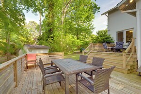 Lakefront Newport News Home, 6 Mi to City Center!