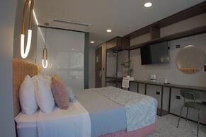 The O By Seekers Medellín