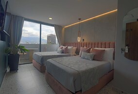 The O By Seekers Medellín
